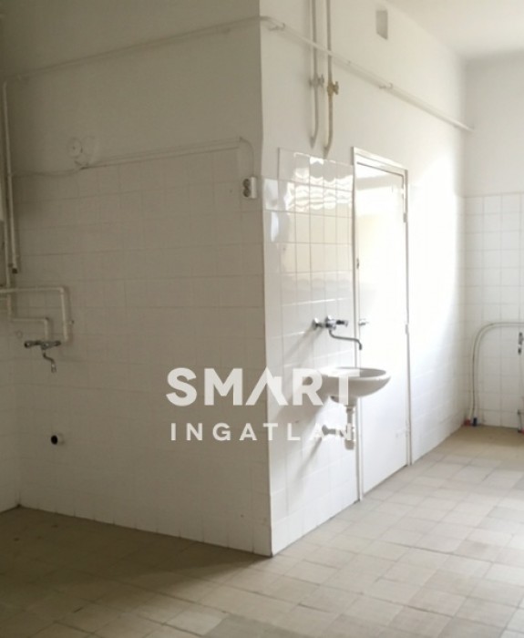 Eladó Ipari ingatlan, Békés megye, Mezőberény, Kőröstarcsai út