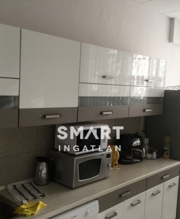 Kiadó Iroda, Békés megye, Békéscsaba, Kinizsi utca